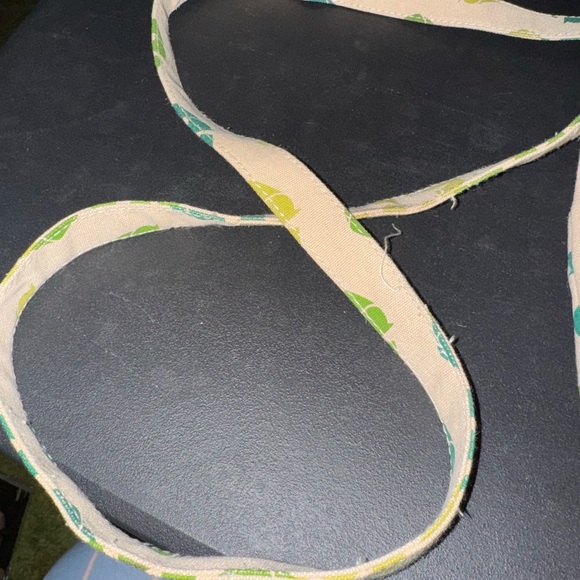 Bungalow 360 Cream and Green Crossbody Bag - Picture 6 of 7